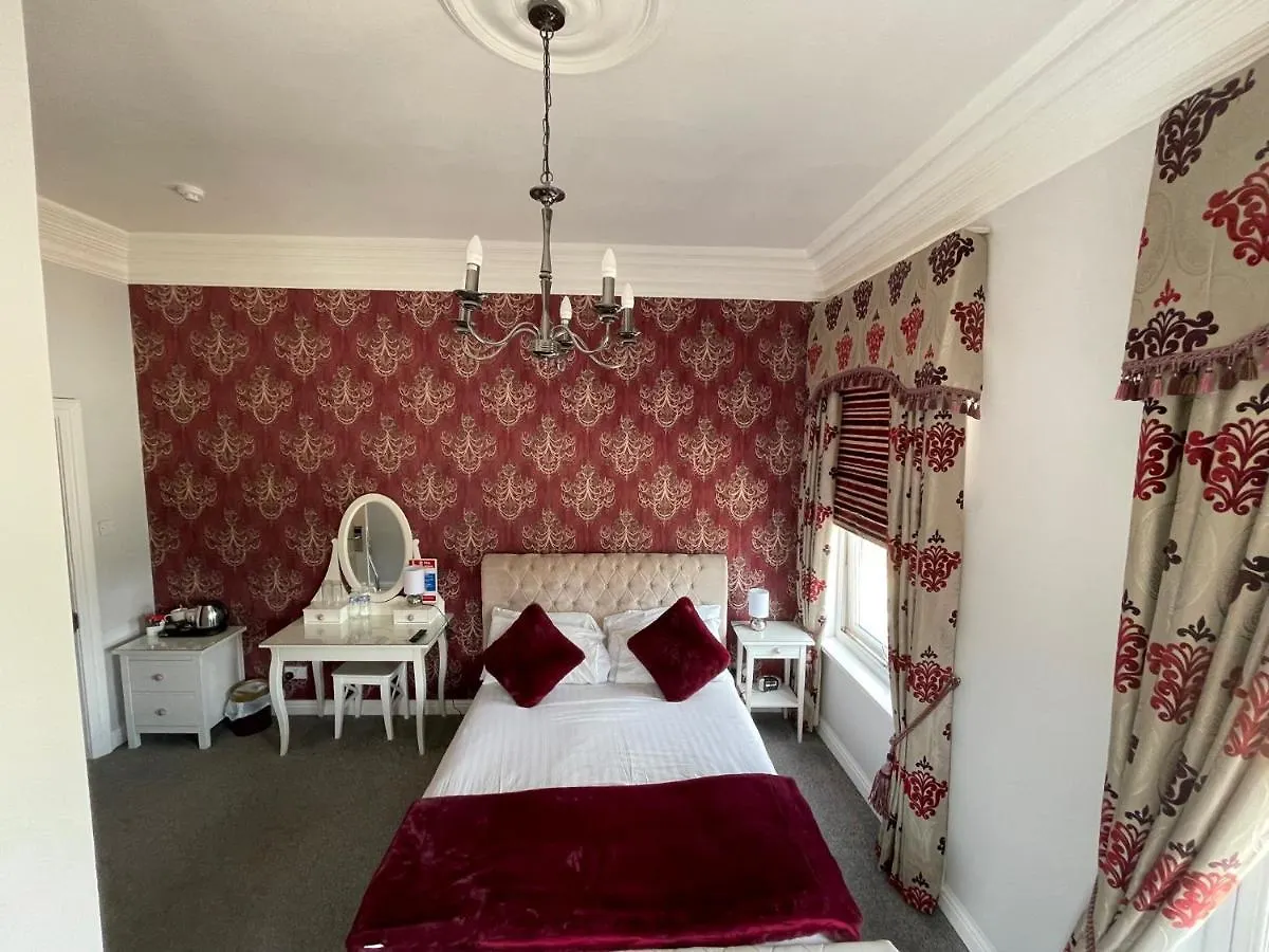 The Whittington And Cat Hotel Kingston upon Hull 4*,